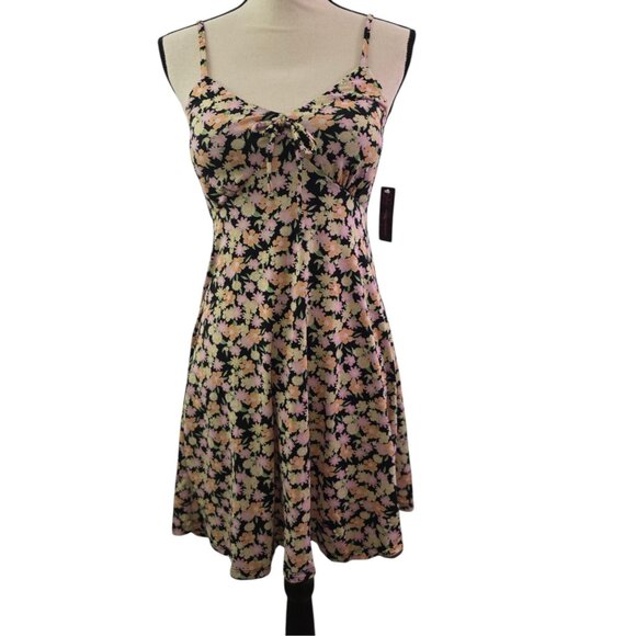 No Boundaries Adjustable Spaghetti Strap Floral Print Dress  - Size Medium NWT - Picture 3 of 15